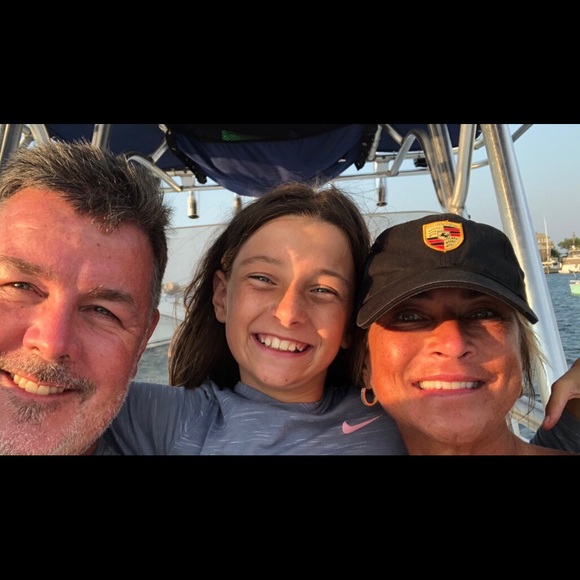 I love Pohmark! Make me an offer! - Picture 8 of 8